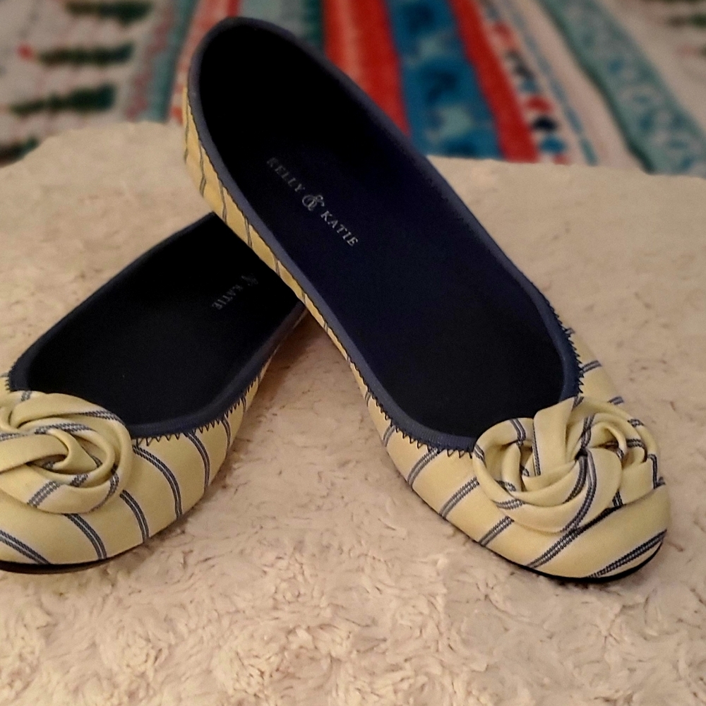 Womens shoes